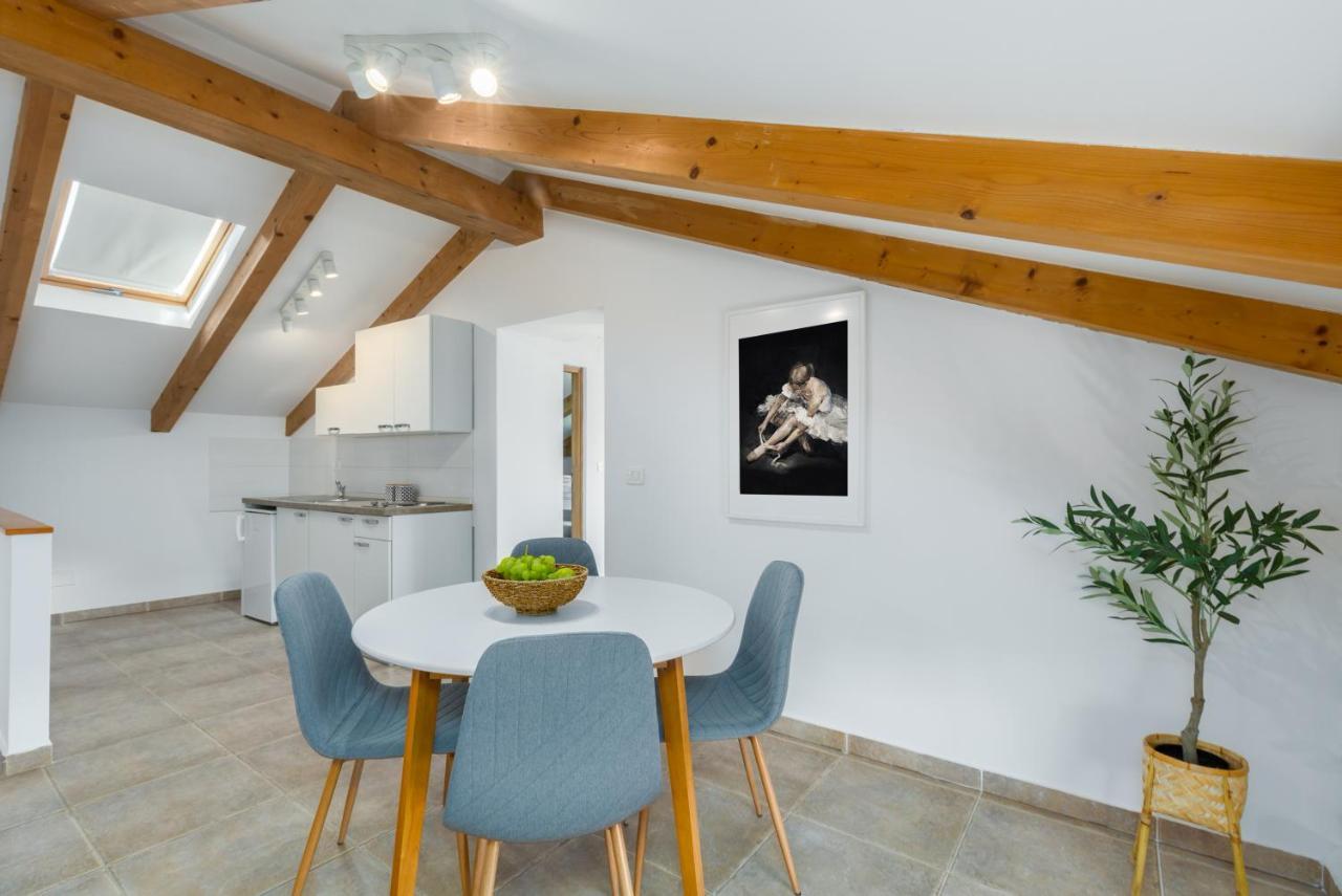 Apartments Agata Novigrad Istria 외부 사진