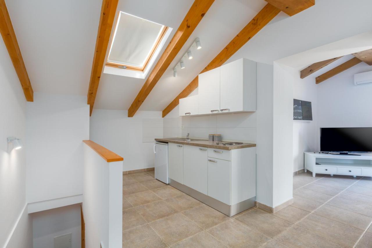 Apartments Agata Novigrad Istria 외부 사진