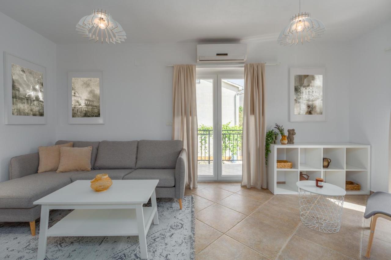 Apartments Agata Novigrad Istria 외부 사진
